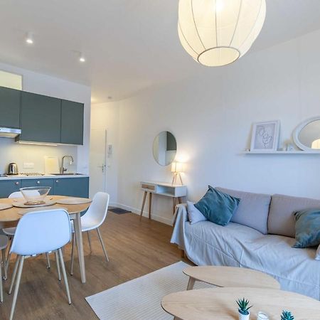 2-Bedroom Apartment With Balcony Near Hippodrome ドーヴィル エクステリア 写真