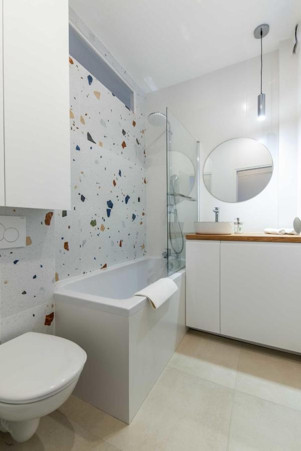 2-Bedroom Apartment With Balcony Near Hippodrome ドーヴィル エクステリア 写真